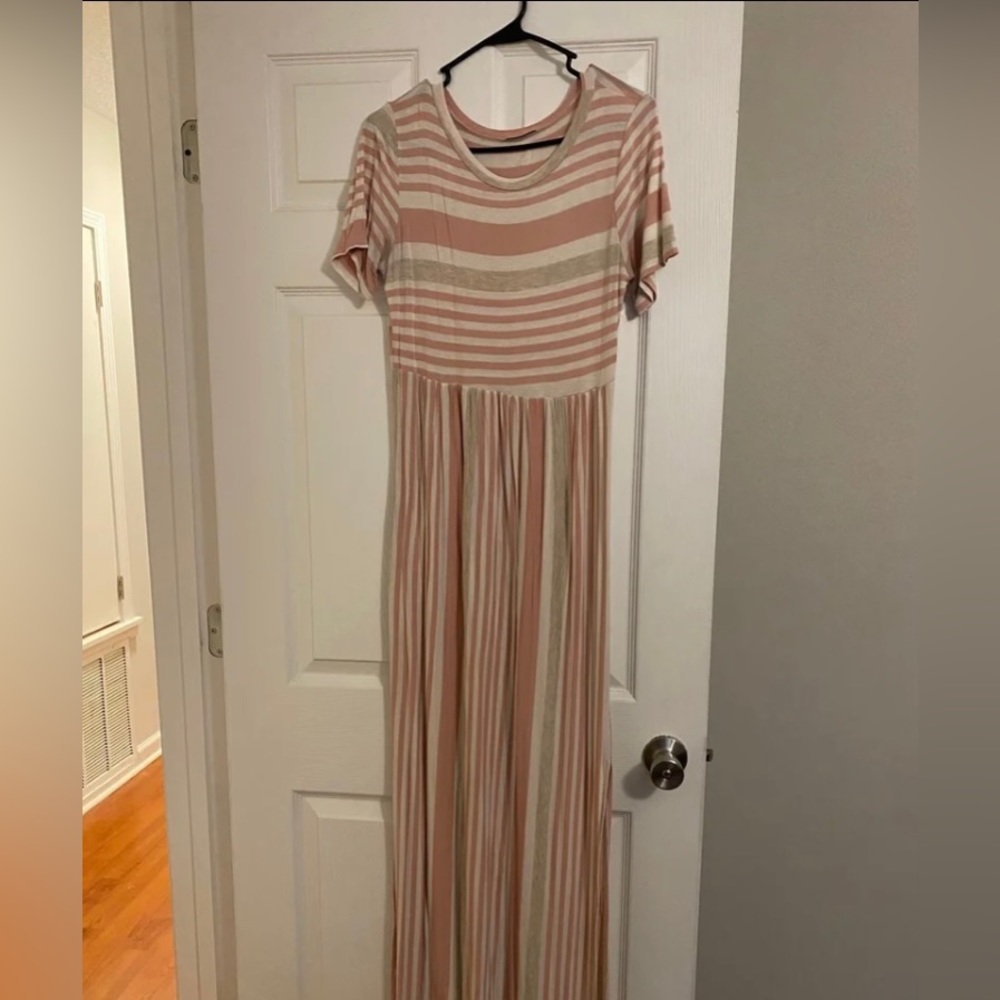 Women dress